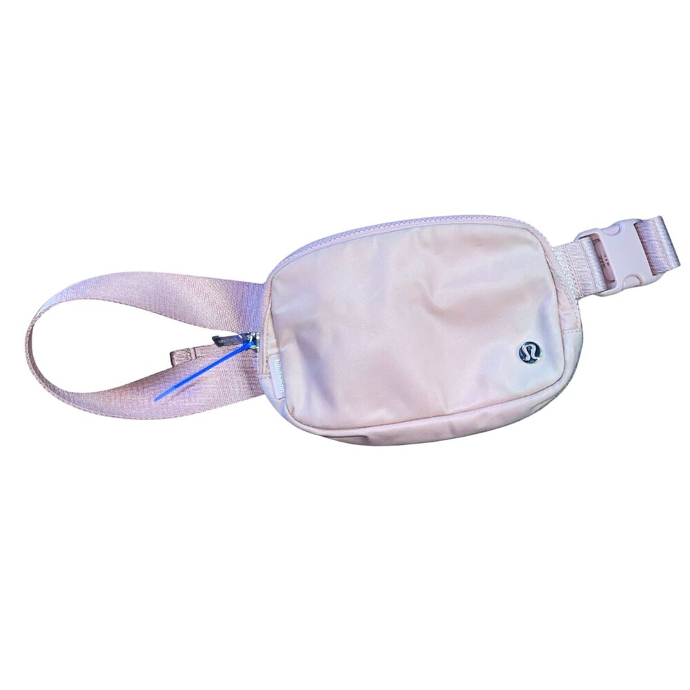 Lululemon Everywhere Belt Bag 1L Dusty Pink LUSAX2S Crossbody Fanny Pack